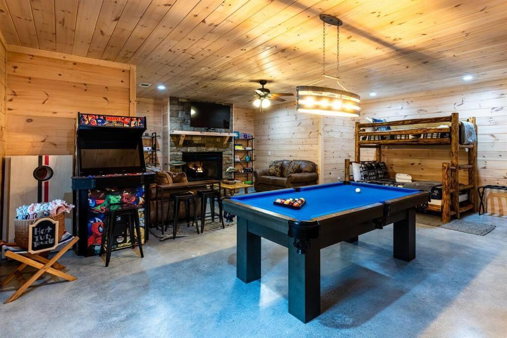 Luxe Family Cabin 8 Min To Downtown บลูริดจ์ ภายนอก รูปภาพ